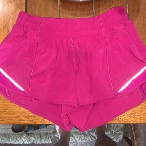 NWOT Hotty hot shorts 2.5 inseam